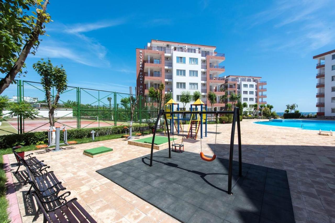 Gt Riviera Fort Beach Apartments Ravda Extérieur photo